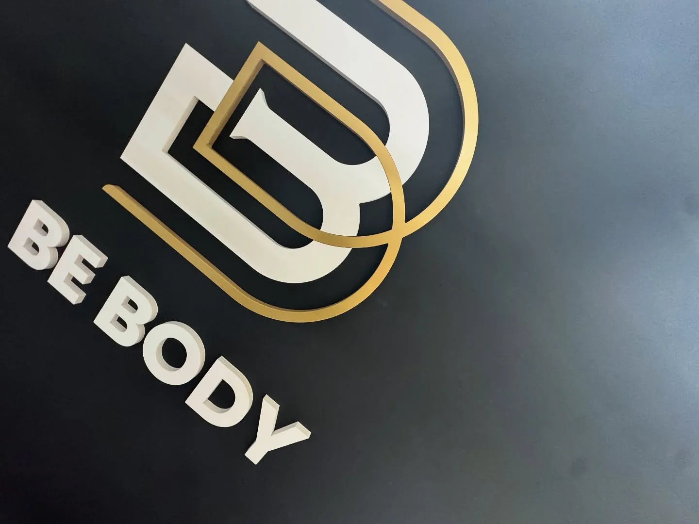 申し遅れましたが6月で開業1年経過いたしました。